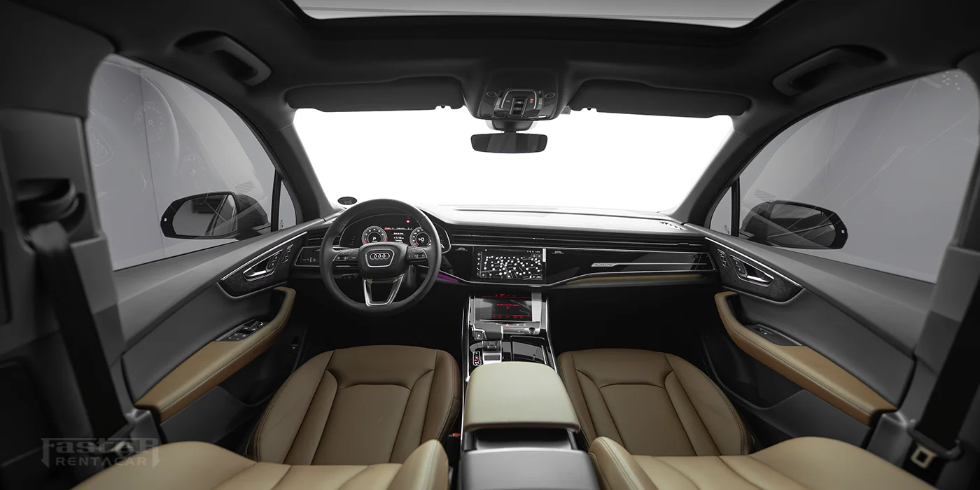 AUDI Q7 Interior View
